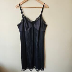 VTG 90s Vanity Fair Lace Trim Full Slip Dress XXL 44 Nylon Knee Length Black